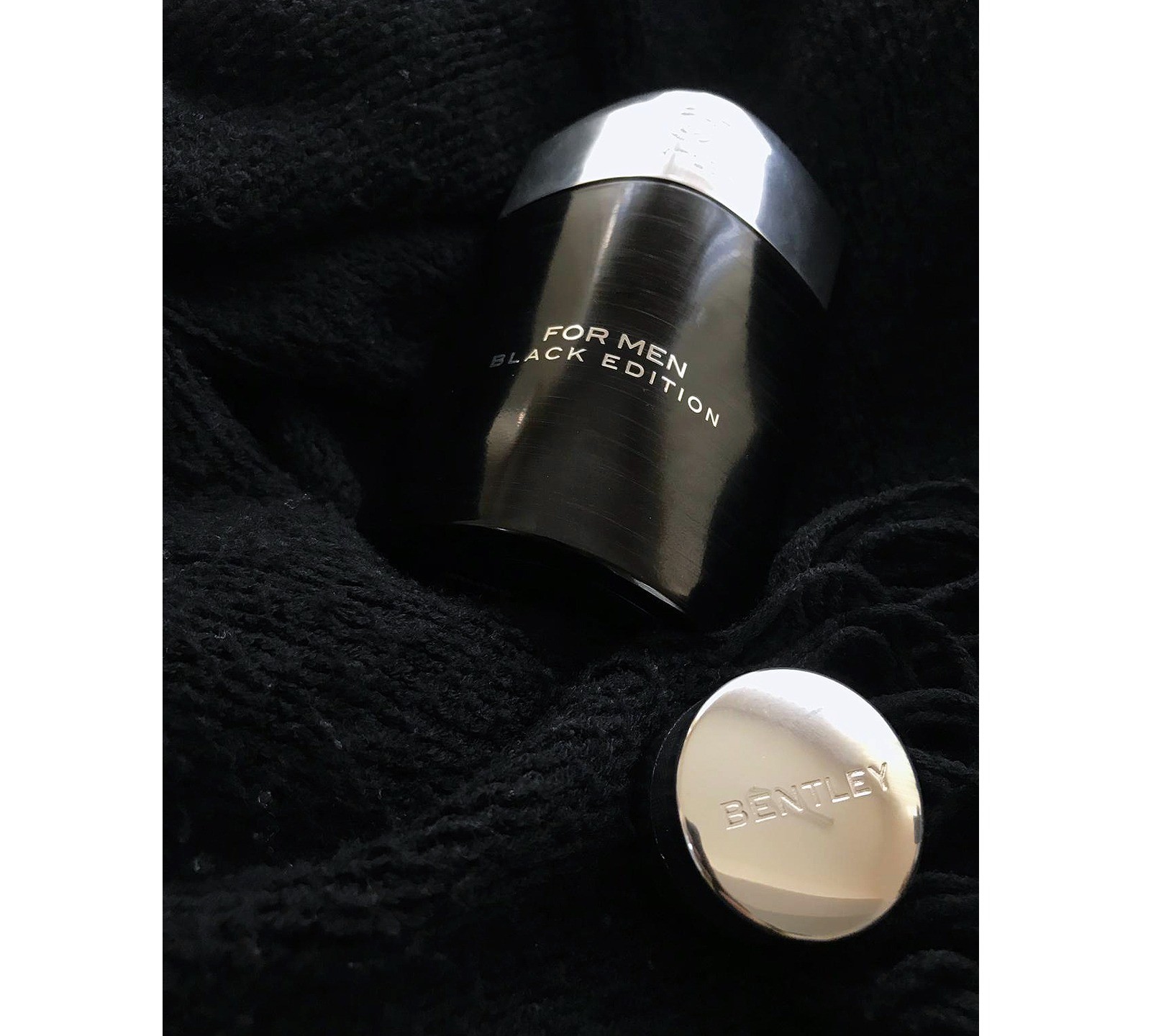 Click image for larger version  Name:	Bentley Black Edition EDPyorum.jpg Views:	1 Size:	260.9 KB ID:	111964