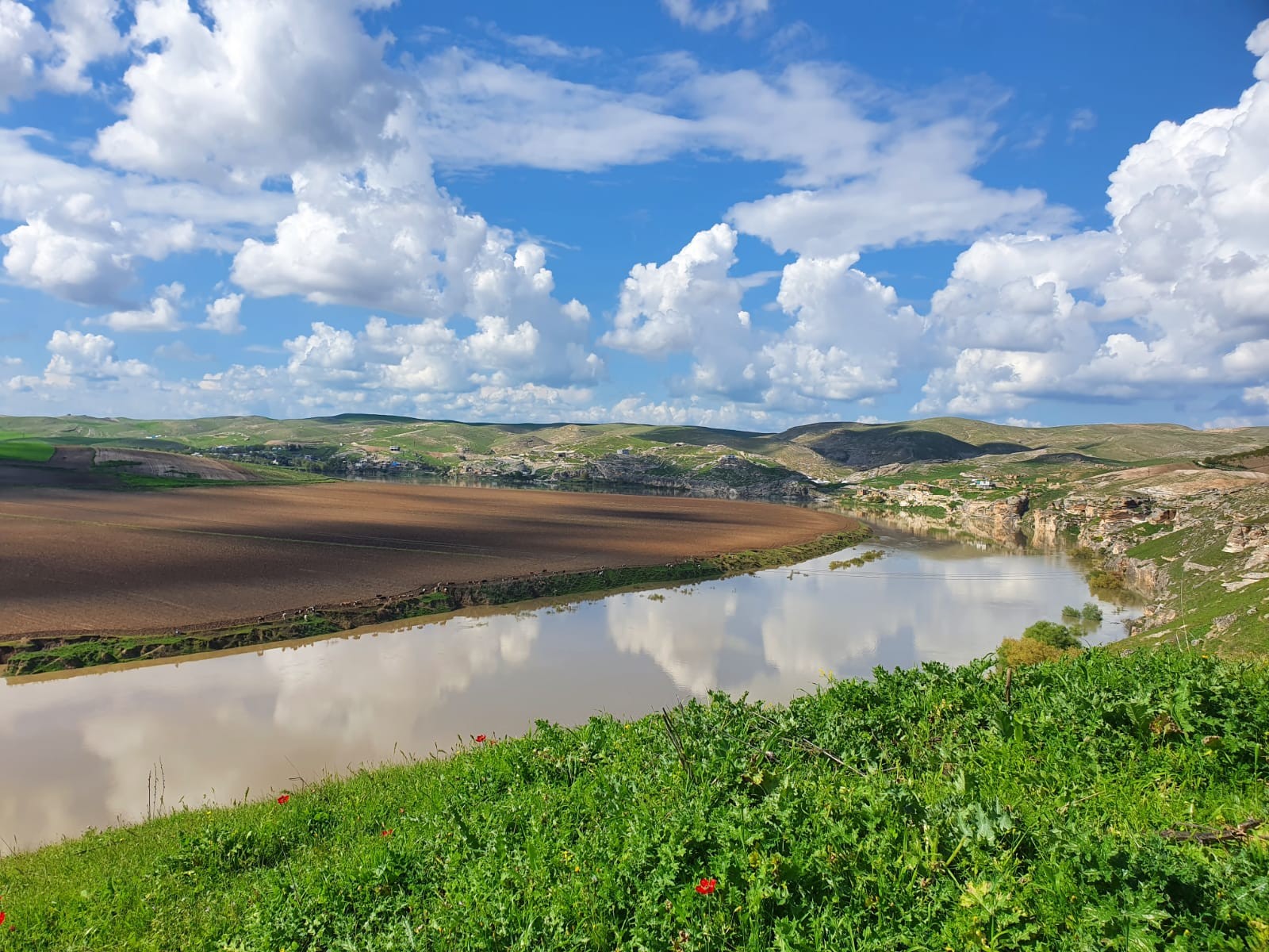 Click image for larger version

Name:	mezopotamya.jpg
Views:	261
Size:	446.5 KB
ID:	166548