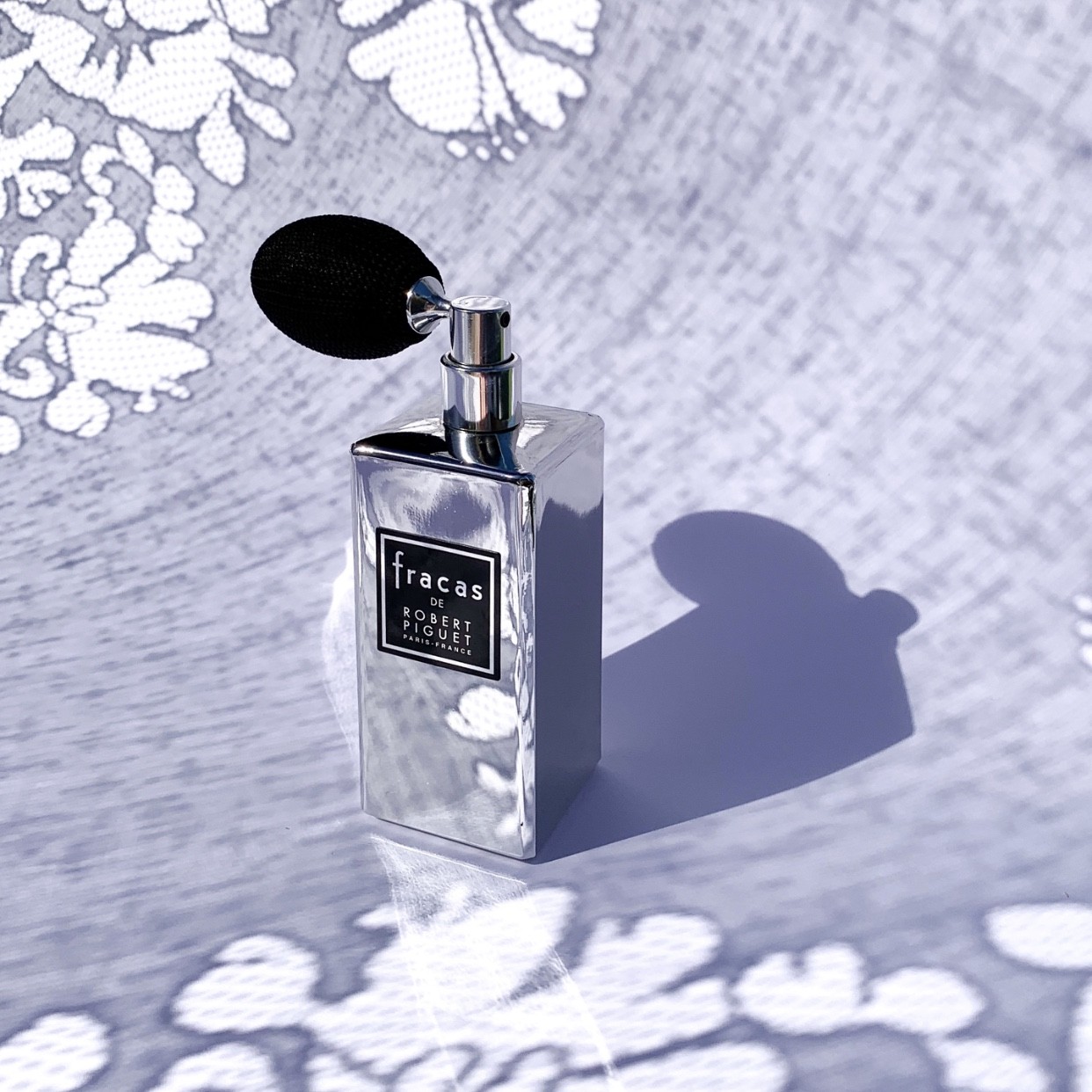 Click image for larger version  Name:	robert-piguet-fracas-yorum.jpg Views:	0 Size:	282.3 KB ID:	213706